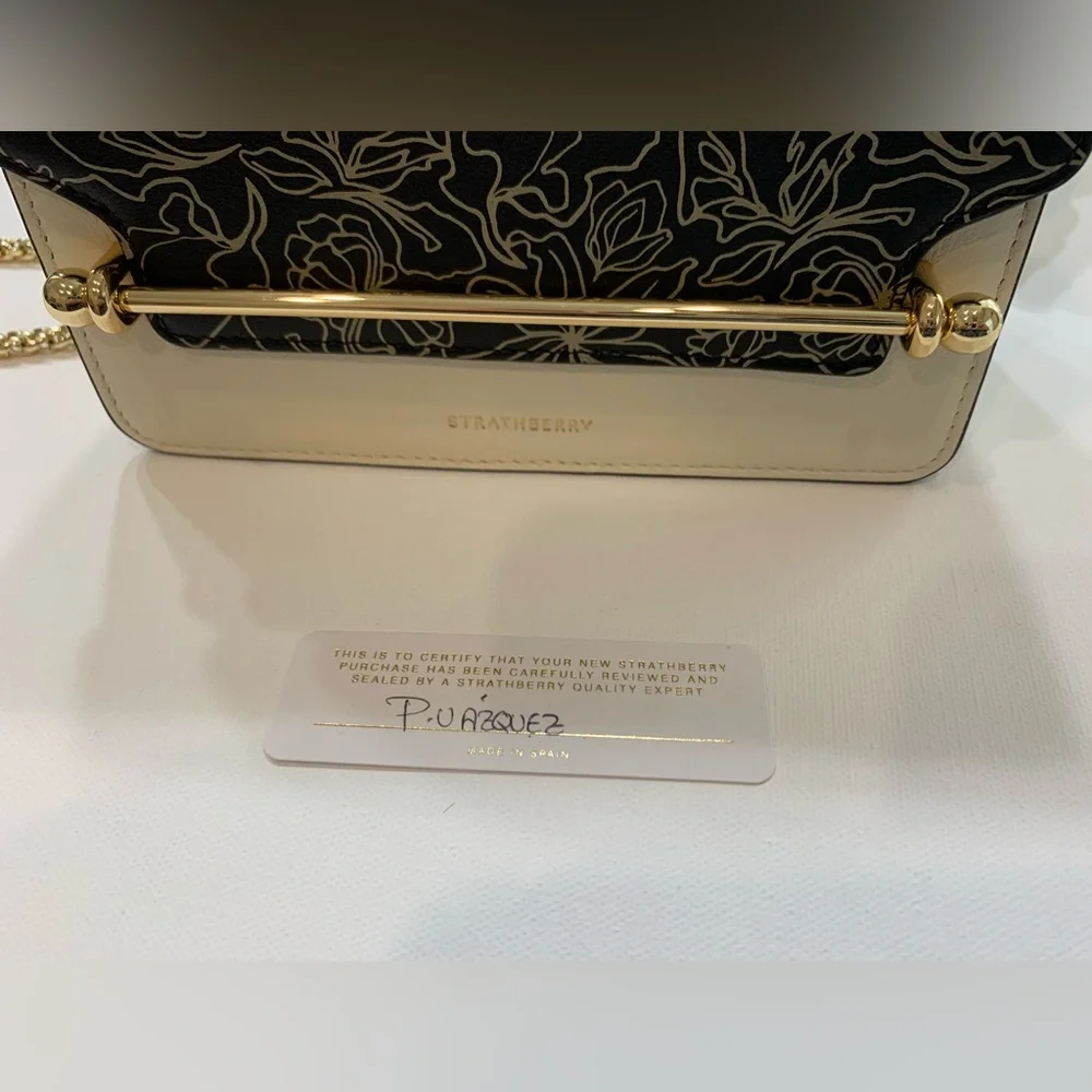 Rare Strathberry East West Mini - Black/Vanilla/Gold - Picture 12 of 16